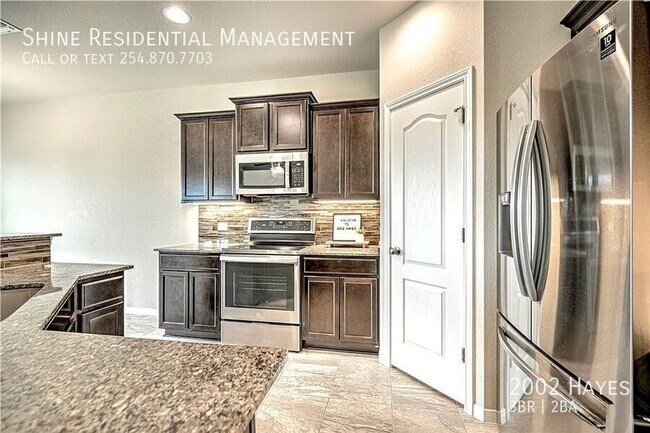 Building Photo - 2002 Hayes-