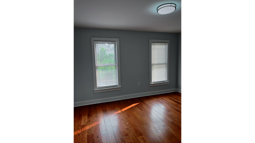 Building Photo - 808 Eynon St