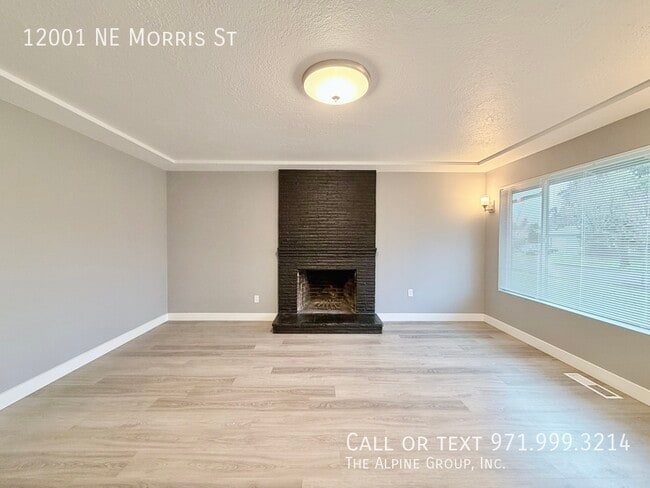 Building Photo - 12001 NE Morris St