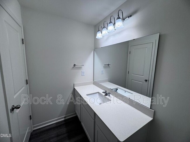 Building Photo - 115 S Keatts Winner Ct