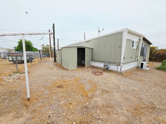 Building Photo - 1779 Artesia Dr