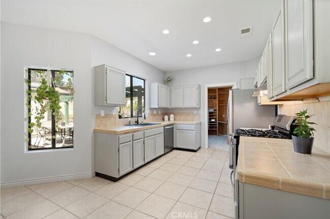 Building Photo - 22506 Spur Brook Dr