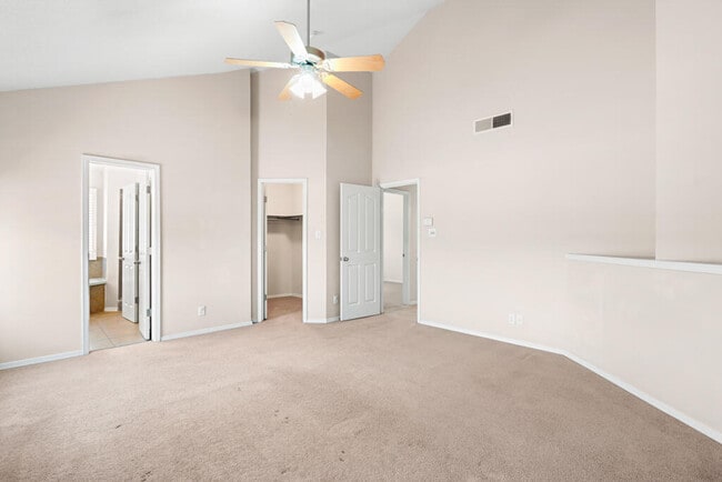 Building Photo - 5432 Santiago Roque Dr