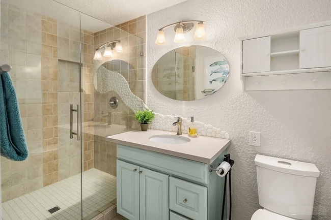 Building Photo - 12030 NE 144th St