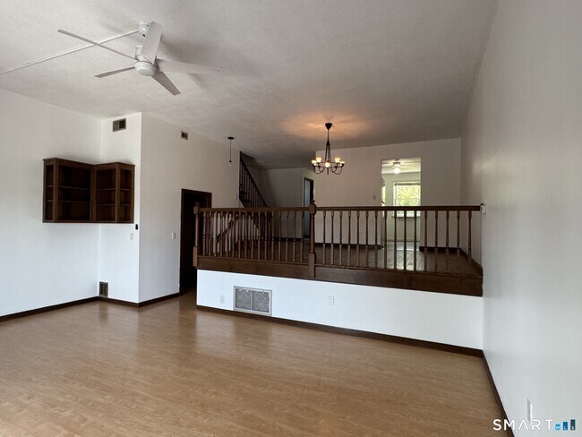 Building Photo - 223 Brittany Farms Rd