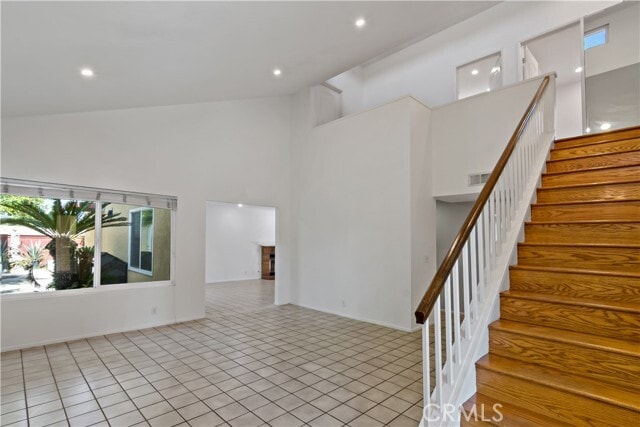 Building Photo - 2858 Laureltree Dr