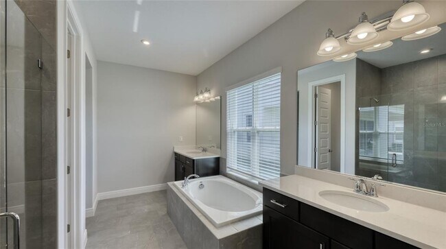 Building Photo - 6307 Roadstead Ct