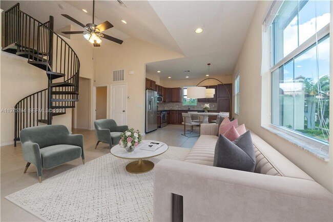 Building Photo - 8140 Cascada Isles Dr