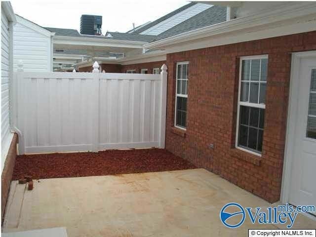 Building Photo - 315 Cork Alley