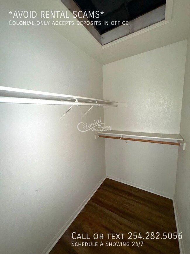 Building Photo - 216 Appaloosa Dr