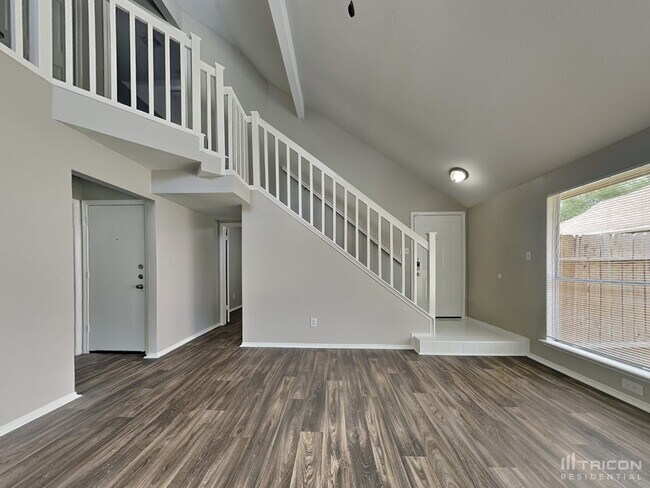 Building Photo - 16327 Petaluma Drive Houston TX