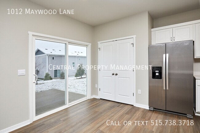 Building Photo - 1012 Maywood Ln