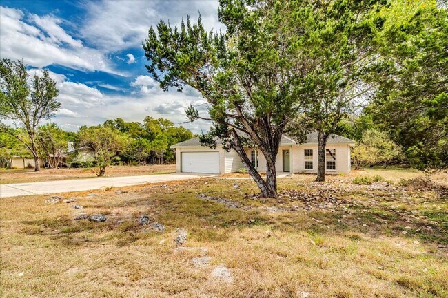 Building Photo - 35 Country Pl Dr