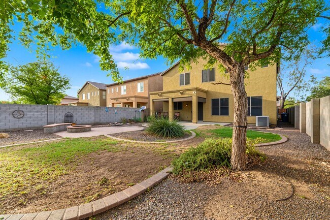 Building Photo - 11707 W Planada Ct