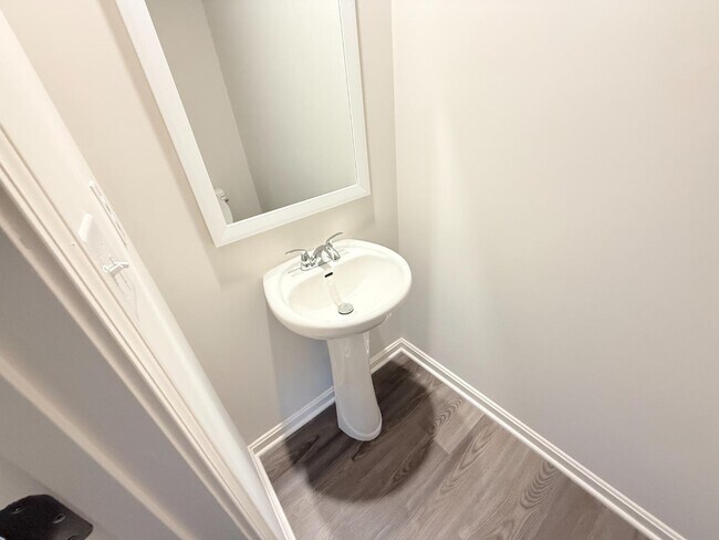 Building Photo - 344 Berkley Rd