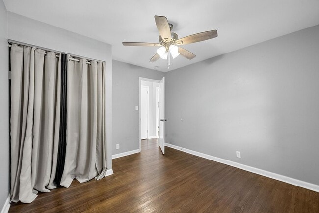 Building Photo - 102 Preston Dr