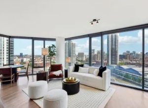 Building Photo - 350 N Canal St