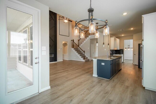 Building Photo - 21449 Kings Guild Ln