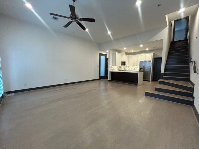 Building Photo - 4441 Whitney Oak Ln