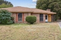 Building Photo - Hearthwood Ct 5633