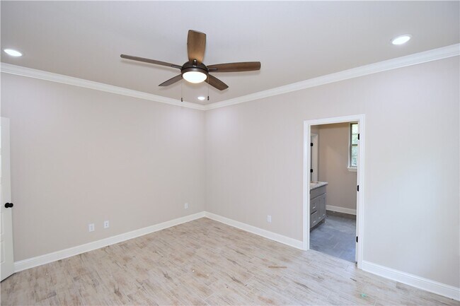 Building Photo - 21 Kirkcudbright Ln