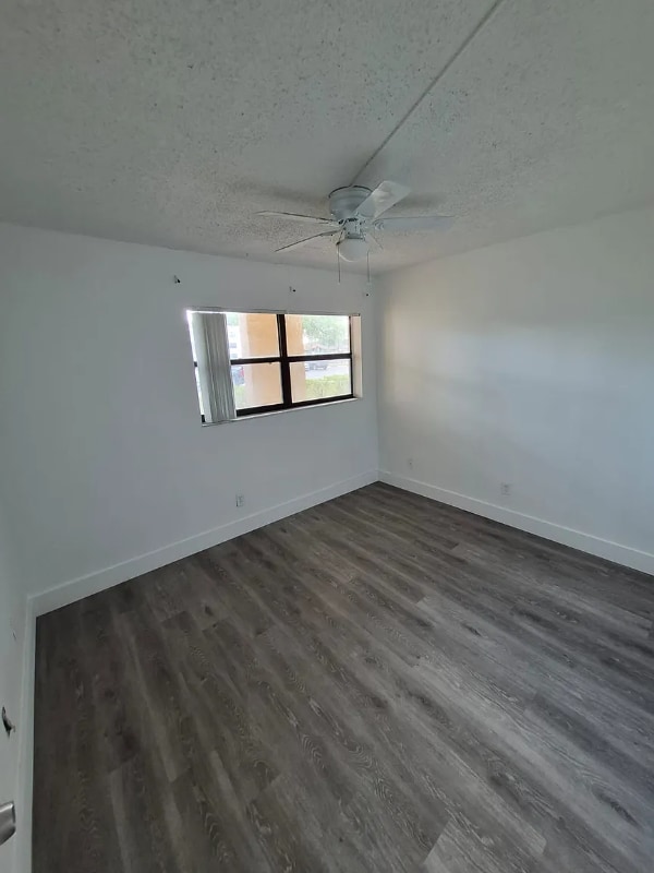 Building Photo - 3399 Foxcroft Rd