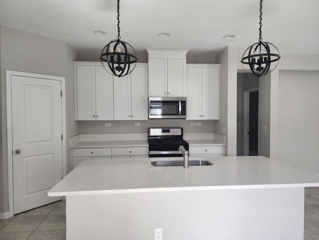 Building Photo - 312 Clarys Run
