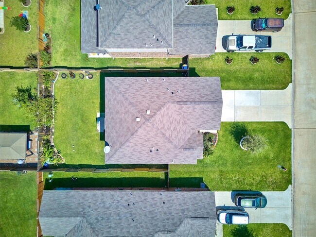 Building Photo - 1017 Misty Patch Dr