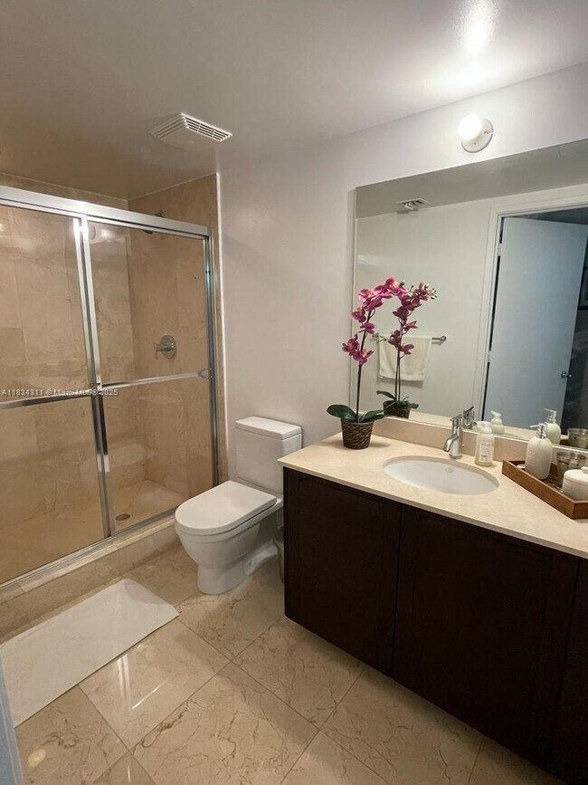 Building Photo - 200 Sunny Isles Blvd