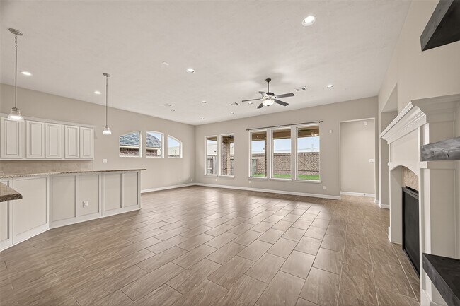 Building Photo - 5423 Mason Mountain Ln