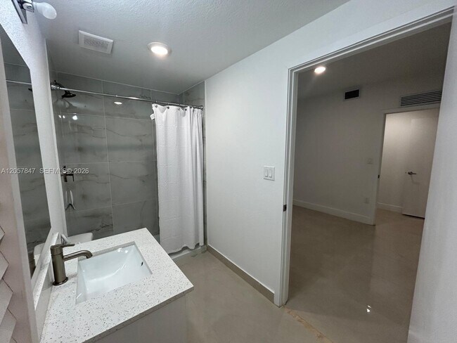 Building Photo - 25814 SW 144th Ct
