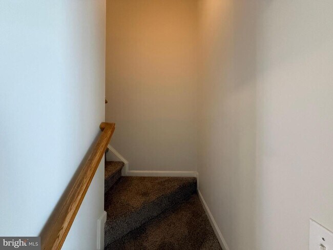 Building Photo - 10506 Boxmeer Ct