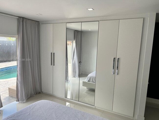 Building Photo - 20789 SW 129th Ct