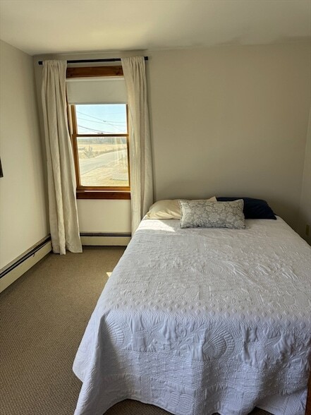 Building Photo - 254 Gurnet Rd