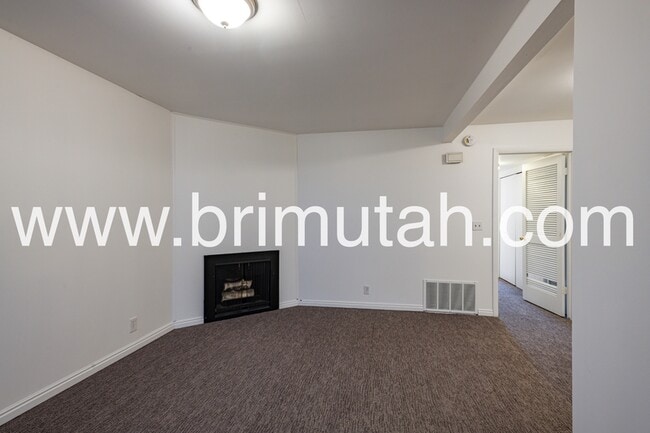 Building Photo - 1418-1426 S. 1100 E. - 7S