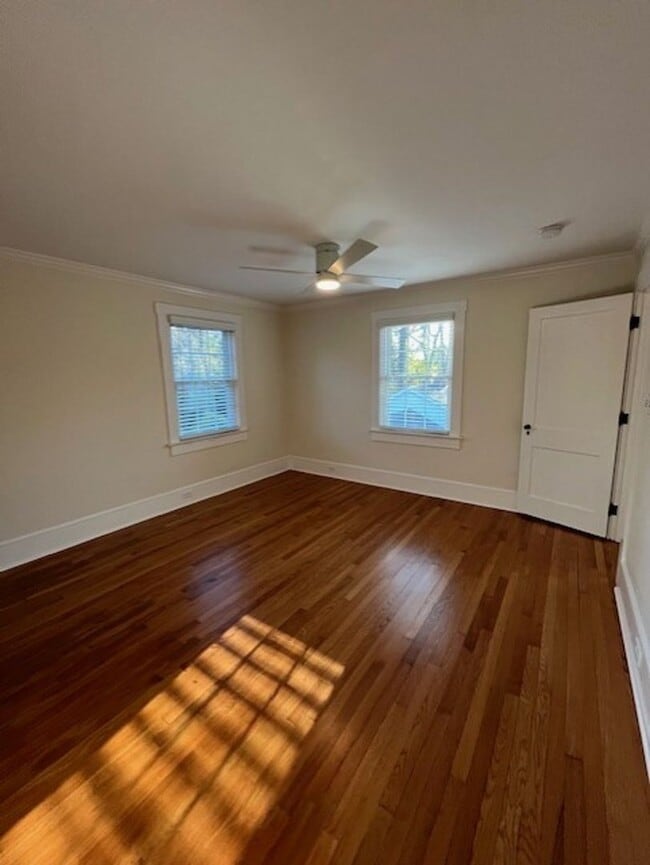 Building Photo - Beautifully Updated House in Forest Hills!