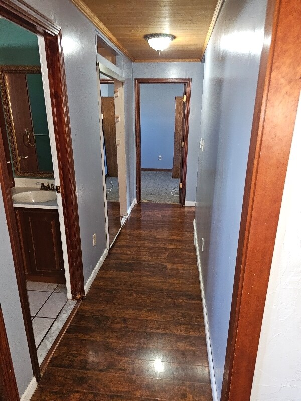 Building Photo - 19 Lloyd Dr