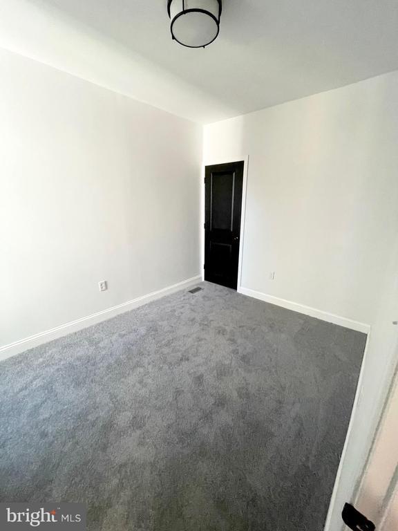 Building Photo - 2637 N Napa St