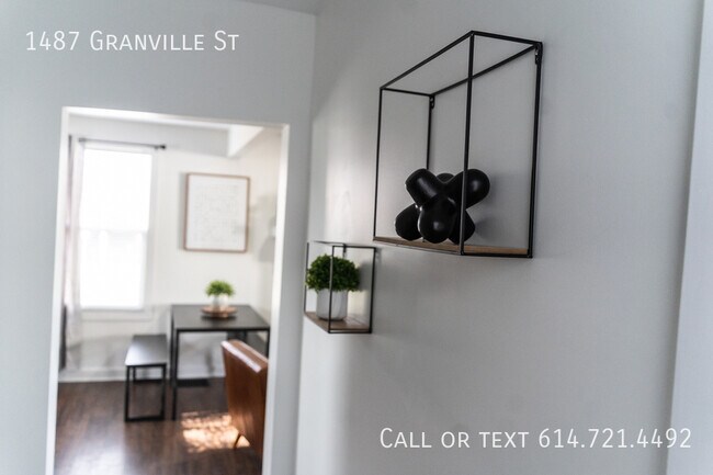 Building Photo - 1487 Granville St