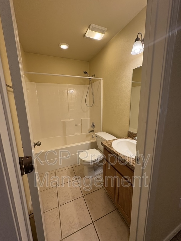 Building Photo - 2823 Fairway Hamlet Ct