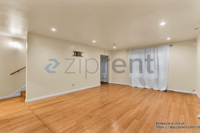 Building Photo - 655 Brockhurst St