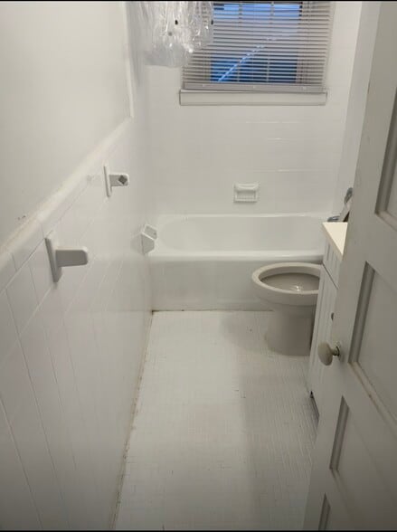 Building Photo - 1303 Westover Ave