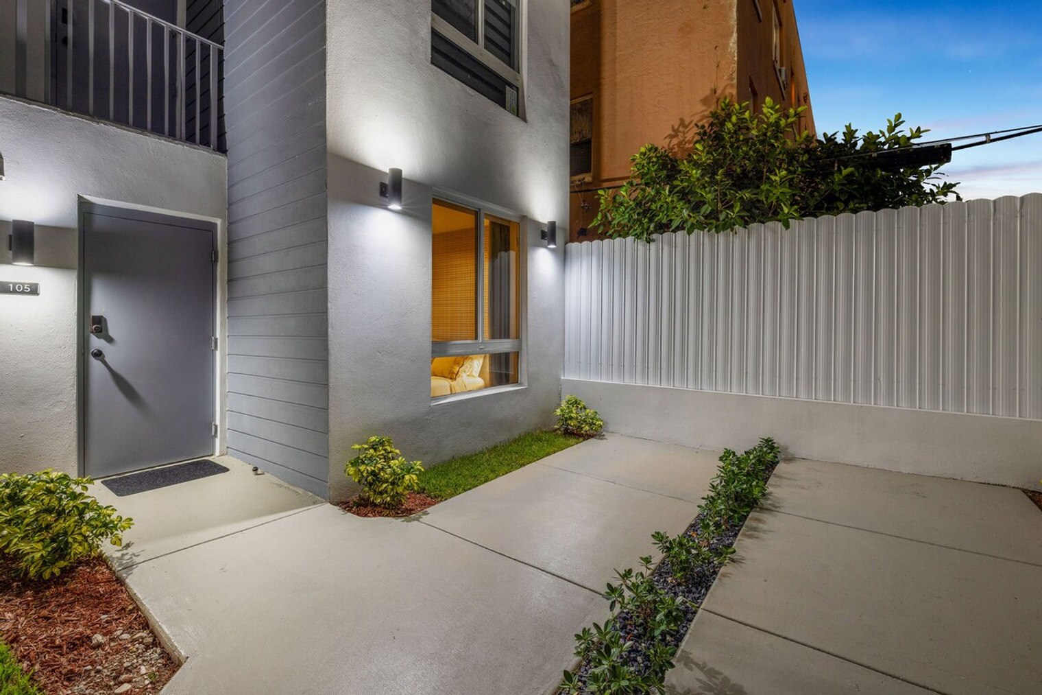 Building Photo - 40 NW 15th Ave