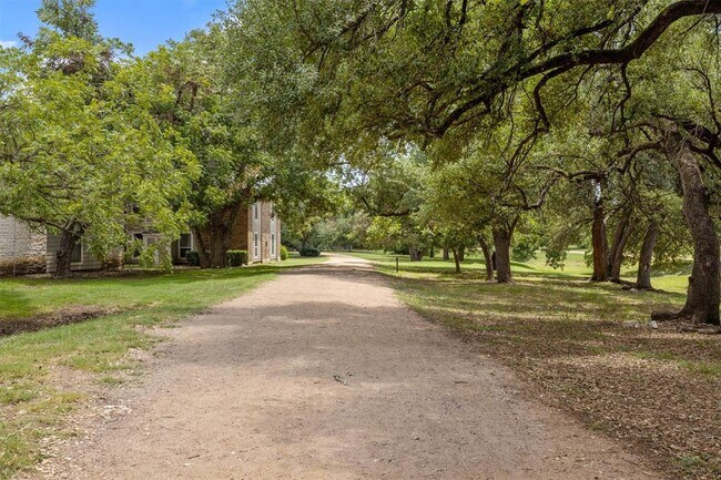 Building Photo - 10616 Mellow Meadow Dr