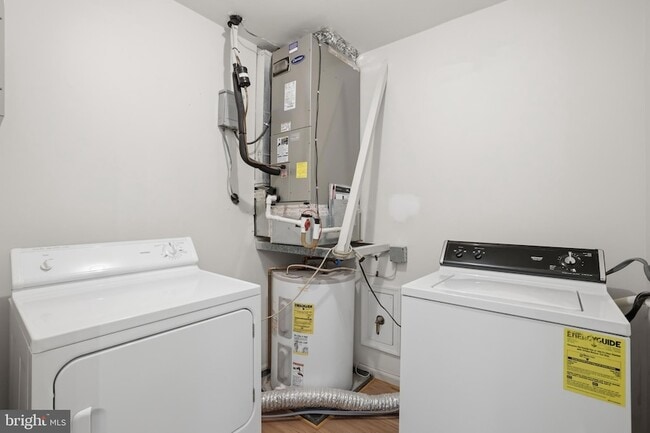 Building Photo - 2844 Yarling Ct