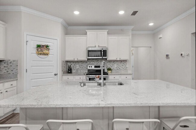 Building Photo - 131 Dusky Wy