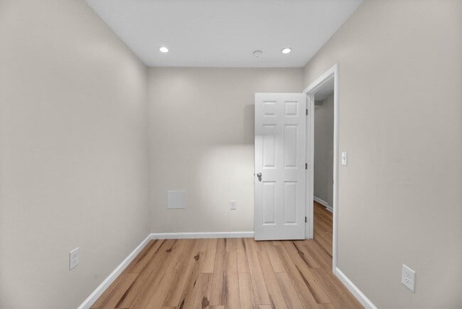 Building Photo - 111 N Patterson Park Ave