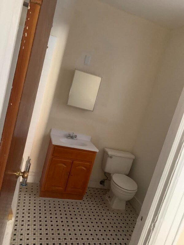 Building Photo - 1526 Eastern Pkwy