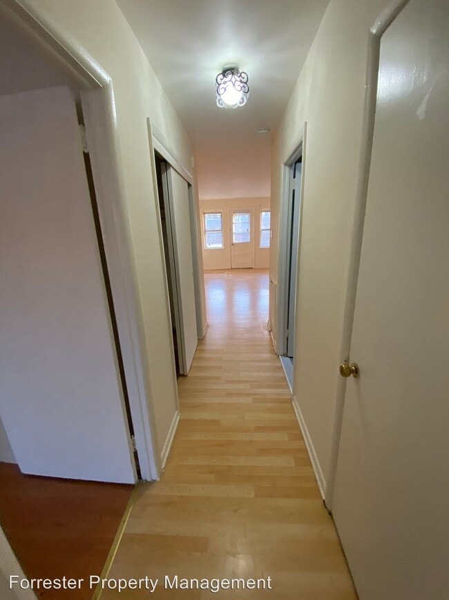 Building Photo - 4039 Balwynne Park Rd