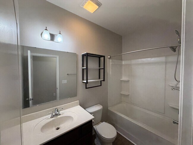 Building Photo - Troutman Area - 3 BR / 2 BA + Garage